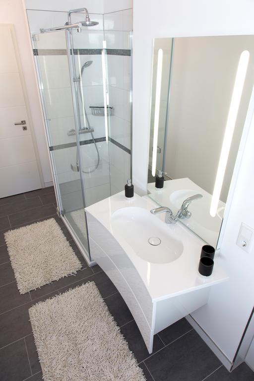 Ferienwohnung Wilma Sellin  Ngoại thất bức ảnh