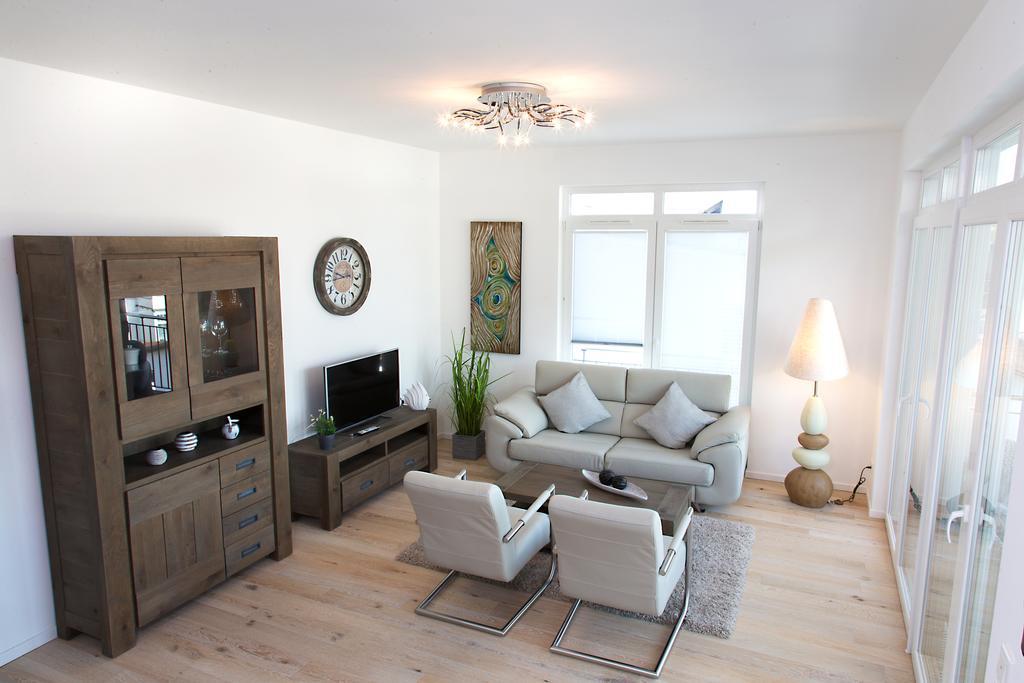 Ferienwohnung Wilma Sellin  Ngoại thất bức ảnh