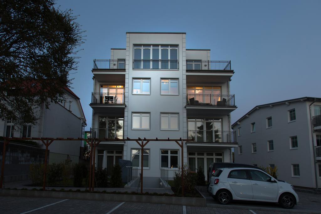 Ferienwohnung Wilma Sellin  Ngoại thất bức ảnh