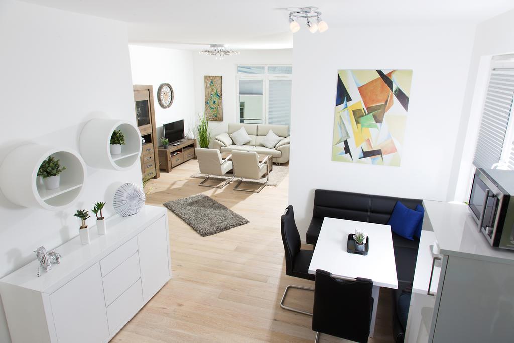 Ferienwohnung Wilma Sellin  Ngoại thất bức ảnh